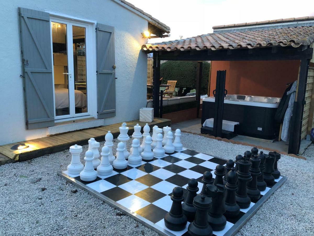 Guest house La Des Onglous 2*
